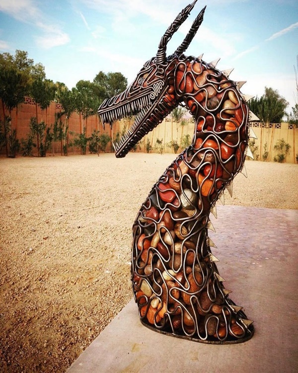 Unbelievable Animal Sculptures And Statues Made By The Artist