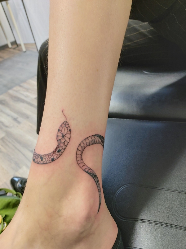 Realistic Snake tattoo Design and their Meaning